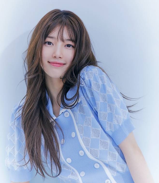 가수 겸 배우 수지/사진제공=게스(GUESS)