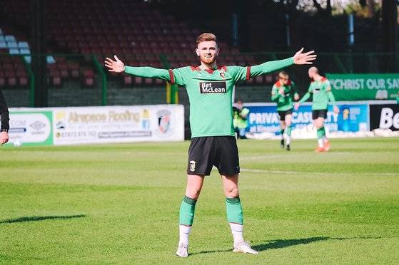 로리 도넬리. 사진 = Glentoran FC Facebook