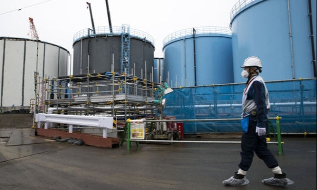 후쿠시마 제1 원자력발전소의 방사능 오염수 저장 탱크. EPA연합뉴스