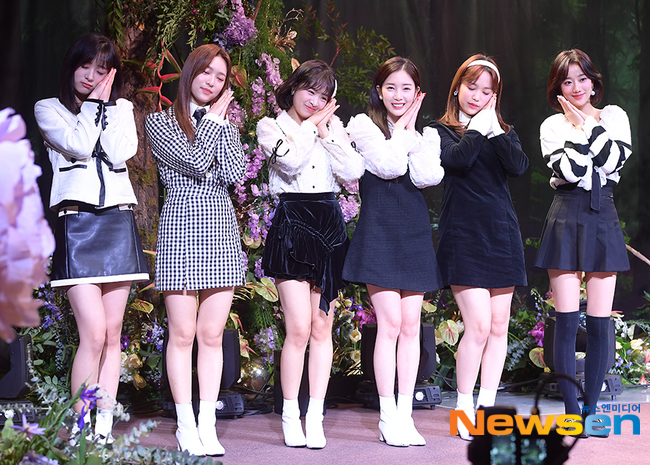 April members and former member Lee Hyunjoo are showing differences in the position of bullying.In the meantime, DSP Media, the agency of the two artists, emphasized the integrity of April through its official position.The Choices feedback from DSPs, which only advocates one position, is becoming a growing suspicion of bullying.The start of the controversy comes after a former member Lee Hyunjoos pro-brother posted to an online community in late February claiming Lee Hyunjoo had left April for bullying and outcast within the team.DSP denied Lee Hyunjoos claim that it could not share Victims with the perpetrator and foreshadowed legal action.The angry public sentiment did not abate, and Lee Na-eun got off in the SBS drama The Model Taxi. The entertainment industrys series of breaks for April seemed to be ending.But in about a month, Lee Hyunjoo posted an article claiming his own damage, and the controversy came back to the surface.Lee Hyunjoo claimed on April 18 through personal social media that he suffered assault, ranting, harassment and swearing from members for three years from 2014 to 2016 and even attempted extreme Choices.He also revealed that he left the team for reasons prepared by the company at the time and took the stigma of evil, accusation and betrayal.Lee Hyunjoo added that all activities through the company have been suspended and that even new work has been unilaterally canceled without consulting, but that it can not revocate the exclusive contract.April members Kim Chaewon and Yang Yena immediately refuted Lee Hyunjoos claim.On the same day, Kim Chaewon said to his instagram, Everyone made their debut at a young age, and it was a very difficult time mentally because it was immature.It was not a pain of one person, but a time of pain that I experienced together. Outcast, bullying, assault, ranting, harassment, and human attacks were all denied.Yang Yena also said that Lee Hyunjoo always thought he had pushed them away, and that he felt that the effort he made in an untrustworthy situation was becoming more meaningless.I felt unfair that it was my job to deal with anxiety and fear that I did not know where things would go.In this regard, the DSP said, The contents mentioned in Mr. Lee Hyunjoos post are only one-sided and distorted claims that are completely different from objective facts.Five years after leaving April, Lee Hyunjoo and his aides suffered from mental suffering and loss of existence and nonexistence due to irresponsible actions committed against the April members and agency who have been struggling for a long time and have worked together. He added that he would reveal the unfairness of the members through legal procedures.Earlier, the DSP said it could not distinguish between Victims and the perpetrators in the case.But the agency and the members statements were driving Lee Hyunjoo as the perpetrator; furthermore, the DSP is Lee Hyunjoo and Aprils agency.Feedback, which seems to pass on responsibility only to Lee Hyunjoo, is the most important and important job of the agency called The Artist Protection.