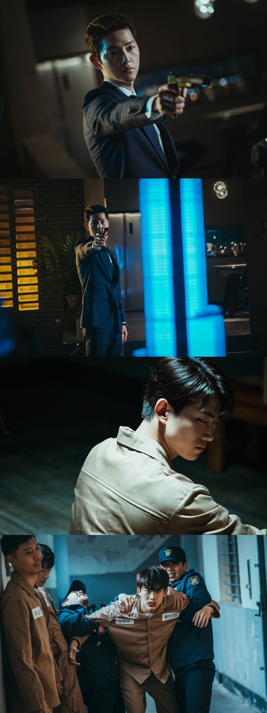 In Vinsenzo, actors Song Joong-ki and Ok Taek Yeon predicted a final game to take their lives.On the 30th, the cable channel tvNs Saturday drama Vinsenjo (director Kim Hee One, playwright Park Jae-beom) released the SteelSeries of Dark Hero Vincenzo and Billon Jang Junwoo (Ok Taek Yeon) ahead of the last game.The cool Danger of the two makes the prediction Irreplaceable You guess a war until the end.After his mothers death, Vincenzo, who awakened the Mafia instinct, began a mercyless revenge against the Billens.Proclaiming that he would give more shame than death and death to feel the stage of pain slowly, he caused fear by eliminating Jang Juns words one by one.The gold family added strength to the operation of Vincenzo and Hong Cha-young (Jeon Yeo-bin) toppled Babel.And without knowing that everything was a painting designed by Vincenzo, Jang Jun went into prison on his own to avoid threats.The gold-gapraza was darkened by the raids of those who were looking for the guillotine files, but at DDangers moment, Vincenzo, who had left for Italy, returned.Vincenzos appearance, which blocked the villains, was thrilled and raised expectations for the ending.Among them, SteelSeries showed Vincenzo and Jang Jun who entered the fight for their lives.Vincenzos fierce eyes, which aim at the gun at Babel Tower, raise his heart rate.The Babel Tower, which Jang Jun has been doting on, is a symbol of the Billon Cartel that reveals the collusion between corruption and the Babel Group.Vincenzo, who pressed Jang Jun to the corner, drives this momentum and prepares for a powerful last shot.What will be the last plan of Vincenzo to eradicate the Billons?But Billon Jang Jun, who reveals the reality of the monster, is not likely to back down easily; the figure of Jang Jun, which is livable, Gozo the sense of DDanger.Jang Jun grinning a knife at Vincenzo, who broke his solid castle.I wonder how far the evil of Jang Jun, who is already a control Irreplaceable You, will continue.His eerie face, which shows the cruelty, predicts the last round to be hit hotly.In the 19th and 20th episodes broadcast this week, Dark Hero and Billens bloody Battle are pictured; the previous trailer reads, Its going out without anyone knowing.Alone and the threatening figure of Jang Jun walking in the rain was drawn; the movement of Jang Jun preparing for the final counterattack caused tension to gozo.Vincenzo, who confirmed the bloody earrings, suggested that the unexpected situation occurred to Hong Cha Young.Attention is focusing on what end the fight between Dark Hero and Billen, which have been fiercely fought, will end.The last thing we do is break it hot and intensely, said the production team of Vinsenzo.There will be a reversal of Irreplaceable You, he said. Please watch Vincenzos mercyless punishment for evil to the end.The 19th episode of Vinsenzo airs at 9 p.m. tomorrow (May 1).