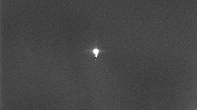 이탈리아의 천문학자들이 중국 창정5B 로켓 잔해로 추정되는 우주 물체의 이미지를 처음으로 포착해 공개했다.