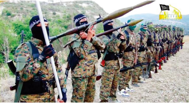 동투르키스탄 이슬람운동(ETIM) 전사들이 아프가니스탄에서 중국과의 무력 투쟁을 다짐하고 있다. [ETIM 트위터]