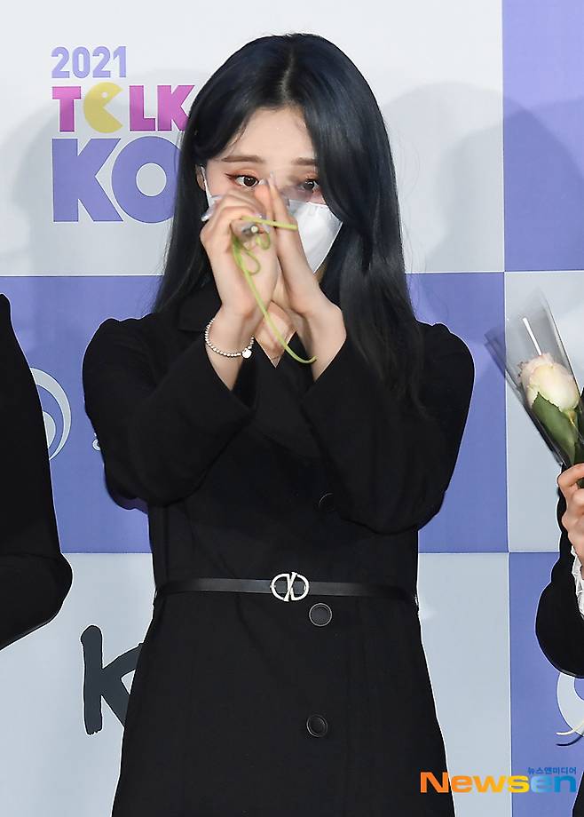 Girls groups girl JinSoul of the month attended the 2021 Foreign Cultural Promotion Ambassador Commendation Ceremony held at the Seoul Museum of Modern Art in Sogye-dong, Jongno-gu, Seoul on the afternoon of May 10.