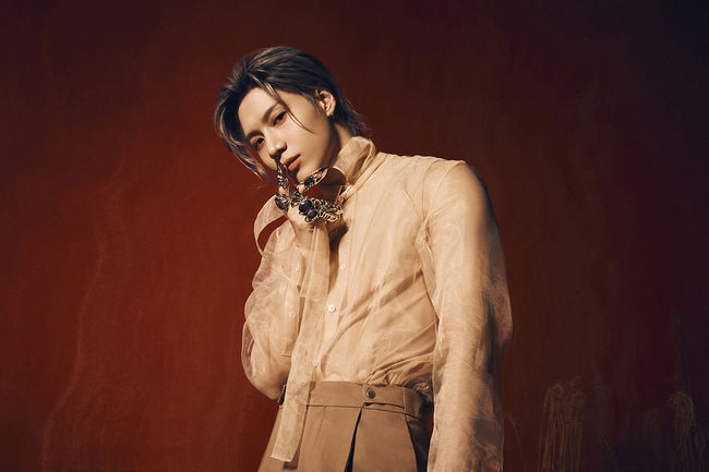 SHINee Lee Tae-min will continue his Sensibility Remady with the new mini-album song SAD KIDS (Sad Kids).Lee Tae-mins third mini-album Advice will be released on various music sites at 6 p.m. on May 18, and includes five songs in various moods, including the title song Advice with dark charm, If I Could Tell You (Eif Eye Cud Tell You), featuring Girls Generation Taeyeon.SAD KIDS, which is included in this album, is a medium tempo pop song with warm and minimal guitar melodies. The lyrics are a reminder of the love that was poor as a child with the extension of Lee Tae-mins regular 3rd album prologue single 2 KIDS (To Kids) Remady.In addition, Lee Tae-min has released a variety of teaser images that have been transformed into new album Concepts through various SNS accounts of SHINee prior to his comeback, and is gathering topics every day and adding anticipation for new songs.Meanwhile, Lee Tae-mins third mini-album Advice will be released on May 18th as a record.SM Entertainment