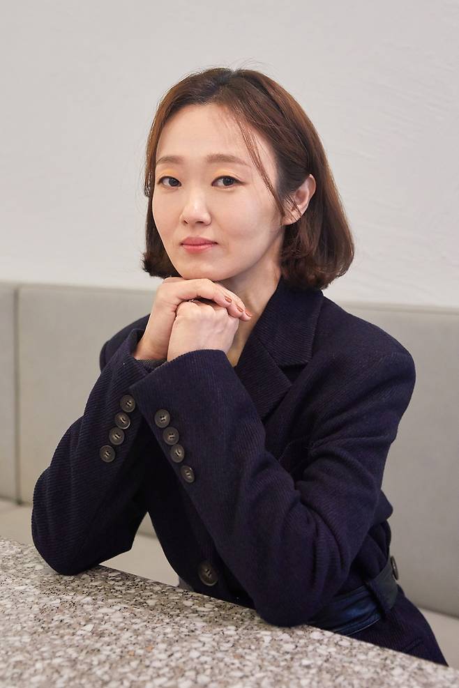 2005년 데뷔 후 연극, 뮤지컬, 영화, 드라마 전 분야에서 꾸준한 활동으로 ‘배역 경중을 가리지 않고 다양한 캐릭터를 자기 스타일로 소화해 내는 성격파·개성파 배우’라는 평가를 쌓아 온 배우 이봉련. 씨제스 제공