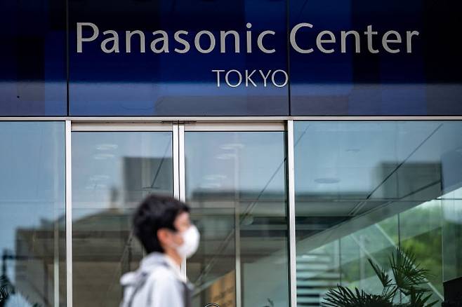 전기차 배터리를 본격 공급하는 일본 기업은 사실상 파나소닉 뿐이라는 우려가 나온다(사진=AFP)