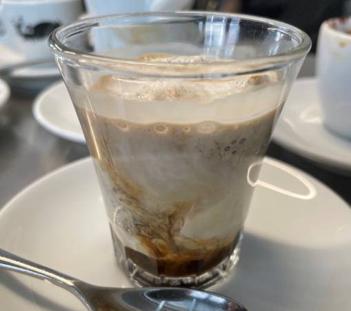 #제리어트 중 참지 못하고 마신 에스프레소