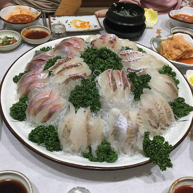 출처: june__e2님 인스타그램