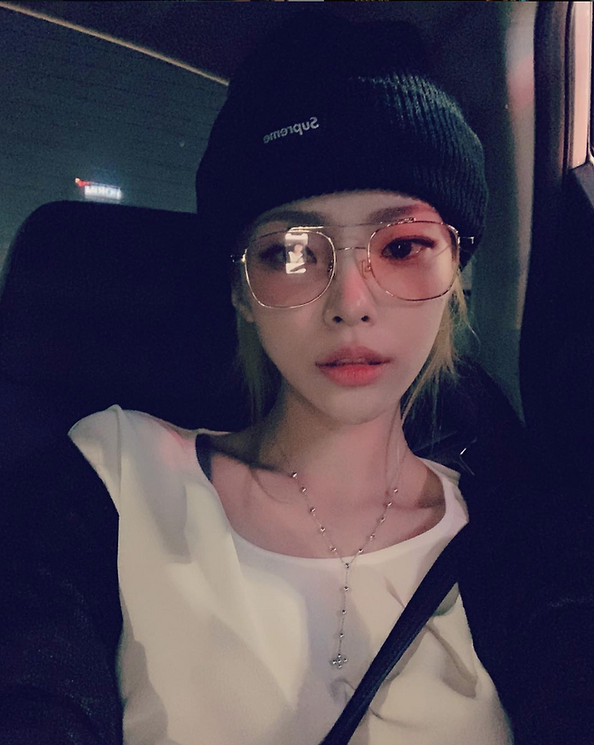 출처: <헤이즈 공식 인스타그램 계정>