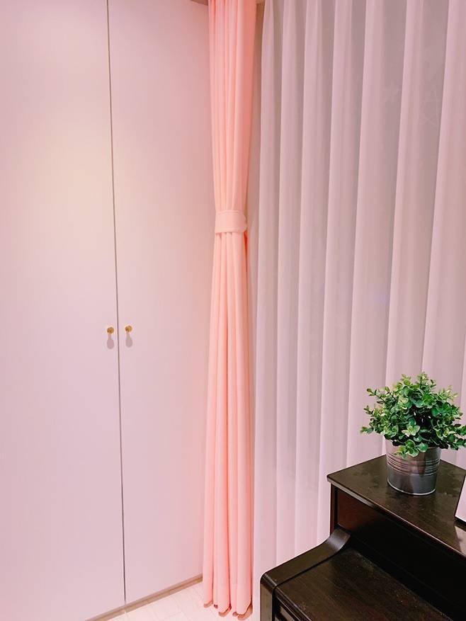 출처: <커튼> 등 제품정보 모아보기(▲이미지클릭)