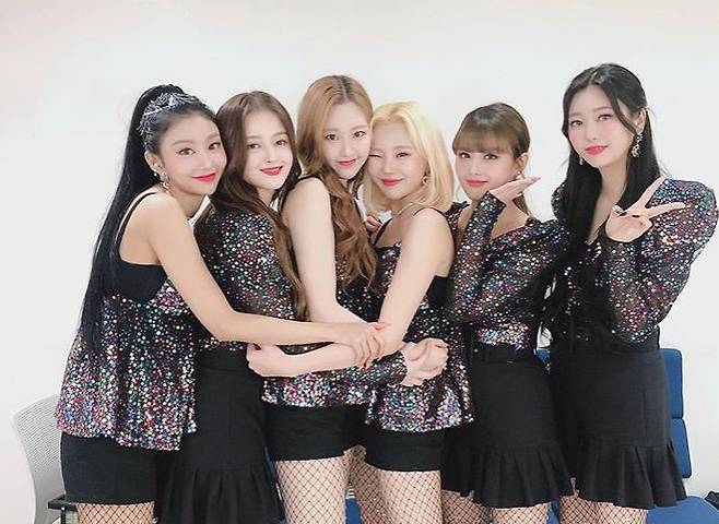 출처: 모모랜드 공식 인스타그램