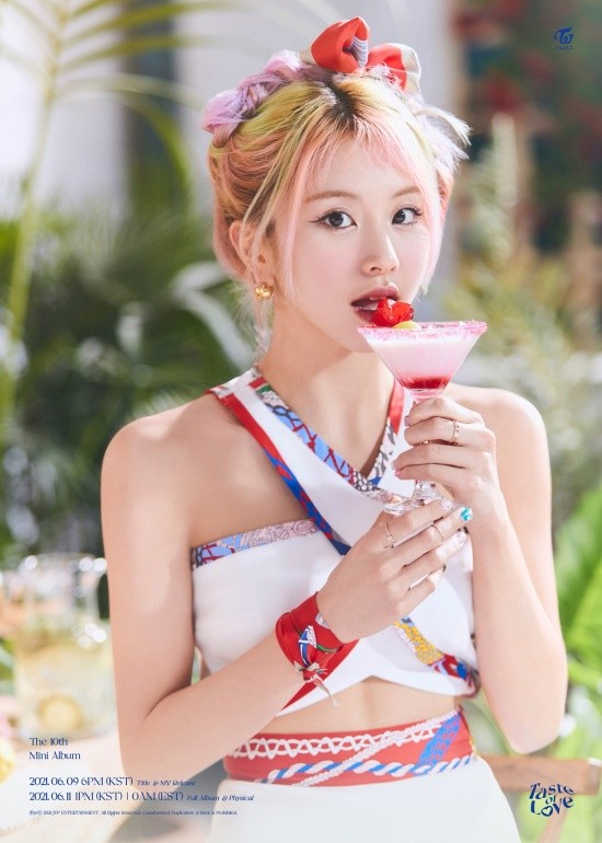 TWICE has entered the comeback countdown. He has been a fan of fans around the world with his personal Teaser.JYP Entertainment opened TWICEs new mini album JJS Media Co., Ltd. City of London Love personal Teaser on the official SNS channel at midnight on the 1st.JJS Media Co., Ltd. version was presented.I felt a clear, refreshing atmosphere. TWICE caught my eye with fresh juice. Nine-color nine-color charm raised expectations for the New Album.The New album featured a total of seven songs.The title song Cetyl alcohol - Free, as well as the English version of First Time, Scandal, Conversation, Baby Blue Love, SOS, and Cry for Me.The title song Cetyl alcohol - Free (Alcohol - Free) was written, composed and arranged by JYP head Park Jin-young.Composer Lee Hae-sol participated in the arrangement and created the TWICE New Summer Song.TWICE will officially release its mini album JJS Media Co., Ltd. City of London Love at 1 pm on the 11th.Prior to this, at 6 pm on the 9th, the title song Cetyl alcohol - Free and music video will be released.Meanwhile, TWICE will appear on the United States of America NBCs Ellen DeGeneres Show on the 9th (local time) to debut the new song Cetyl alcohol - Free.