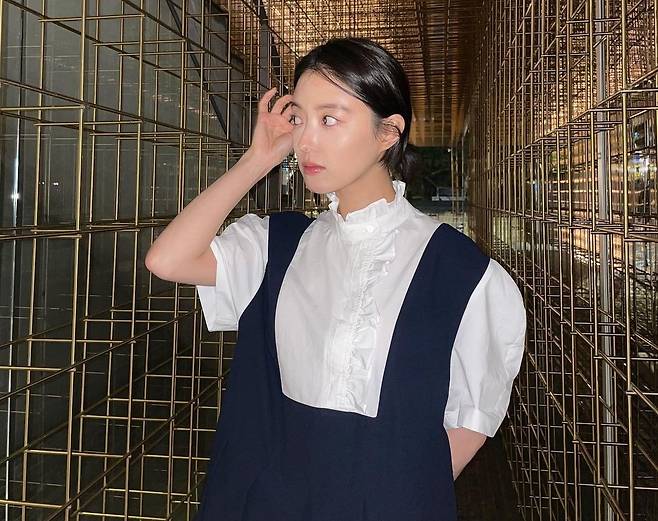 Actor Lee Se-young has reported on the latest.On the first day, Lee Se-young posted several photos on his Instagram with emoticon such as .Inside the picture is a picture of Lee Se-young, who matches a long dress with an Avant-garde white blouse.His big eyes and lively expression were enough to feel his Elegance charm.In the appearance of Lee Se-young, who showed a better line, fans admired the comments such as It is a real beauty, It is so good and It is really beautiful.Meanwhile, Lee Se-young confirmed his appearance on MBCs new drama Red End of Clothes Retail scheduled to be broadcast in the second half of this year.Based on the novel of the same name by Kang Mi-gang, this drama is a sad court romance record of the king who was the country before the court and love to protect his chosen life.