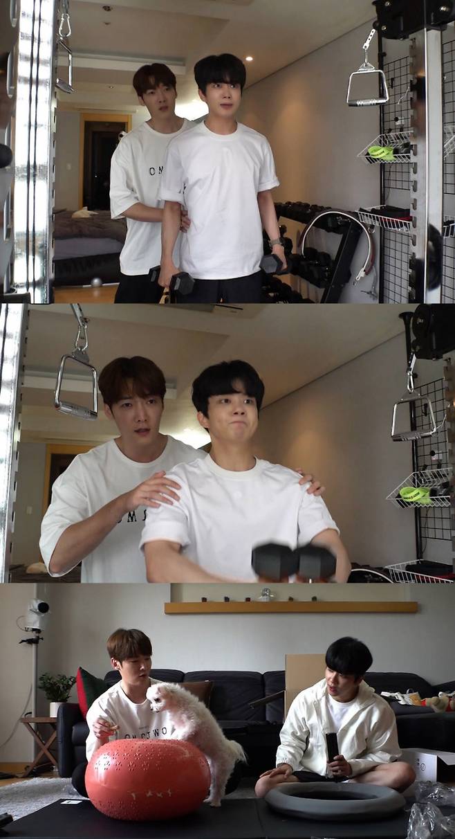 In SBS My Little Old Boy, Choi Jin-hyuk, a luxury body, shows a strange exercise method contrasting with a sculpture-like body, which brings laughter.On this day, a furious groan sounded at Choi Jin-hyuks house, attracting everyones attention.As it turns out, Choi Jin-hyuk invited the gifted to his home to help the bulk-up of his best brother, who is about to shoot a new drama.For the gifted, the gifted, Jin-hyuk continued his Spartan class without any breaks and attracted attention.Jinhyuk should enjoy the sickness! , It hurts, it is a muscle! , as well as the stormy saying (?), and the studio was laughing at the reminder of Kim Jong Kook, the head of the Hung Kwan.But Jin-hyuk showed a big reversal that he did not even show his demonstration and moved without resting his mouth. Moreover, his dog, Mongsil, challenged the exercise for health.However, Jinhyuk was disarmed by the charm of Mongsil Lee, unlike the one who showed a strong appearance to the gifted a little while ago, and gave a snack constantly.Choi Jin-hyuks unpredictable charm, which is repeated in reverse, can be seen on SBS My Little Old Boy at 9:05 pm on Sunday, 6th