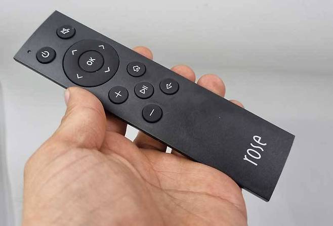 동봉된 무선 리모컨