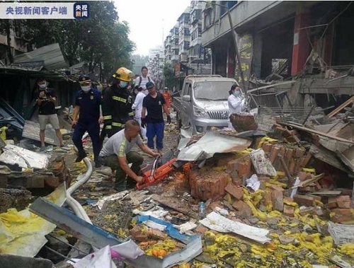 후베이성 스옌시 시장 폭발사고 현장 [중국 CCTV 인터넷판. 재판매 및 DB 금지]