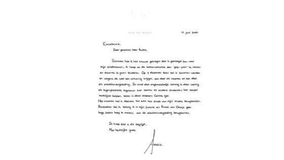 카타리나-아말리아 네덜란드 공주가 마크 루터 네덜란드 총리에게 보낸 손편지. 네덜란드 공영방송인 NOS가 공개했다. [NOS 캡처]