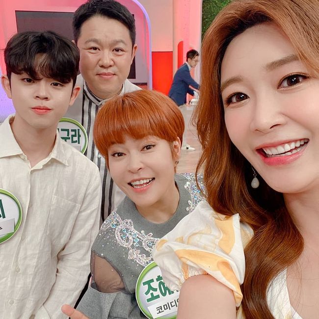 Gagwoman Jo Hye-ryun has signalled his longing for son Space, who joined the army in May.Jo Hye-ryun posted on his SNS on the 14th, My friend Kim Gu and so ~ and Jung Min have had a fun time in AM Plaza.Lets be healthy and happy ~ Ah! I see Donghyun and Space Missing You.In the photo released along with this, Jo Hye-ryun is taking a certification shot with Kim Gu, very rich, and MC Lee Jung-min announcer who appeared on KBS 1TV AM Plaza on this day.Jo Hye-ryun said that Son Space enlisted on the 25th of last month, I think this mind is the mothers heart.Im so proud of you, Im sorry, Im so grateful! Mommys proud of him.I love you, he said. I support all the soldiers in Korea and support my parents. Space, who is about to join the army, released a short cut of his head.Jo Hye-ryun expressed his nostalgia towards Son when he saw Space and his peers, Grie, although he had been in the military for less than a month.jo hye-ryun social media