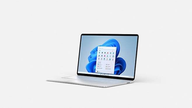 윈도 11이 설치된 노트북 (제공=마이크로소프트)