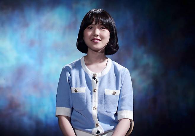 이유진씨(24). 부모의 반대를 무릅쓰고 대학에서 바이올린을 전공한 이씨는 지금 공무원 시험을 준비 중이다.