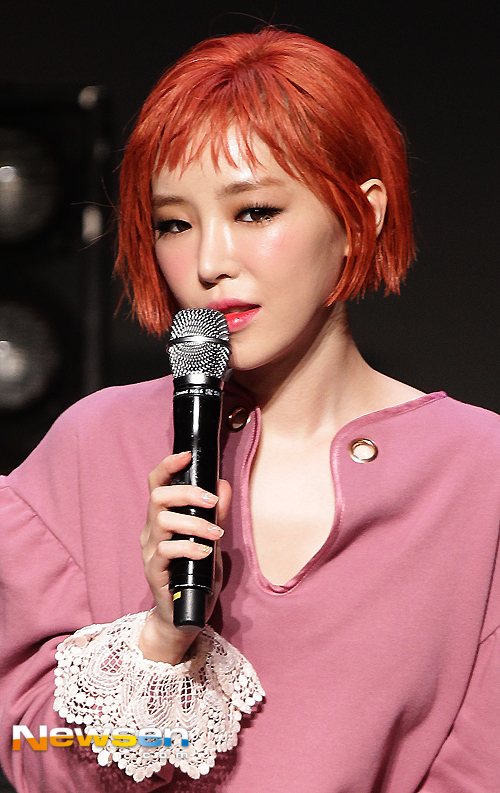 Singer Gain was sentenced to Propofol-related Fined.Gain has been given a financing of 1 million won last year through a brief indictment process related to Propofol, Mystic Kahaani said on July 1.The agency said, Even though Gain and his agency recognized that it was a socially incorrect act, I can not apologize for the mistake first, and I apologize deeply for the sudden news that I have caused more trouble.We have been suffering from severe pained, depression and severe sleep disorders for a long time, and we have been doing unconcerned Choices in the process. Gain and Mystic Kahaani will do their best with more delicate and serious hearts so that they can stand in front of fans and the public in a mature manner. The following is a specialization in mystic Kahaanis official position:Mystic Kahaani.I would like to express my position on Gains Propofol report from Mystic Kahaani.Gain has been sentenced to 1 million won in finalization last year through a brief indictment process related to propofol.Although Gain and his agency recognized that it was a socially incorrect act, I can not apologize for the mistake first, and I apologize deeply for the sudden news that I have caused more concern.Above all, I am sick and painful to tell the fans who have waited with affection for a long time of self-reliance that I can not meet the waiting.I am most sorry for that.The accumulation of large and small injuries during the activity has long suffered severe pained, depression, and severe sleep disorders, and in the process, I have been doing unconcerned Choices.Despite the pain of the artist individual due to the things that have not been said in the past few years, the artist has not found a wise way to get out of the company that should be together as a fate community.I am deeply aware of the responsibility as a company for the lack.In the future, Gain and Kahaani will do their best with more delicate and serious hearts to stand in front of fans and the public in a mature manner.I sincerely apologize for the inconvenience once Gain.