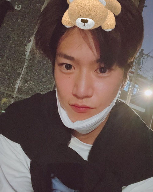 Actor Na In-woo presents selfie full of cutenessOn the 6th, Na In-woo posted a picture on his SNS channel with an article entitled You are Fighting this week.Na In-woo in the public photo caught the eye with selfie in a cute shape using a bear photographic filter.The fans who saw this showed a hot reaction such as It is crazy cute and From morning to morning.On the other hand, KBS2 Blue Spring from afar, which Na In-woo is appearing in special, will be broadcast every Monday and Tuesday at 9:30 pm.