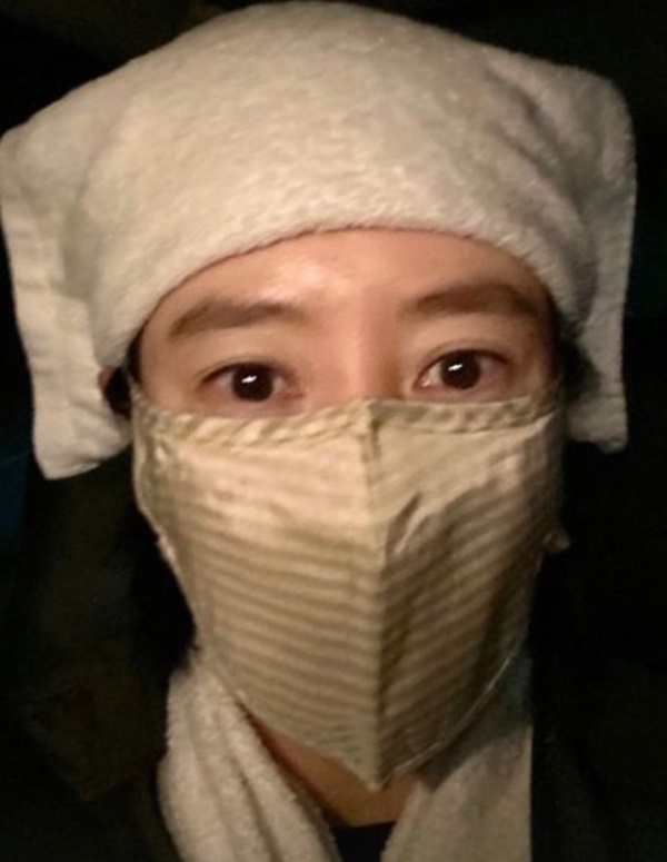 Actor Kim Hye-soo boasted perfect beauty.Kim Hye-soo posted a picture on his Instagram story on July 6.In the photo, Kim Hye-soo is wearing a Towel around his neck and wearing a Towel around his head.Kim Hye-soo, who wears a unique mask, is wearing a sauna or a little tired.Nevertheless, Kim Hye-soos sparkling eyes and transparent skin show off their humiliating beauty.On the other hand, Kim Hye-soo made his debut in 1986 with the movie Kambo and became a 35-year-old Actor.Kim Hye-soo appeared in the movie The Day I Die released last year.