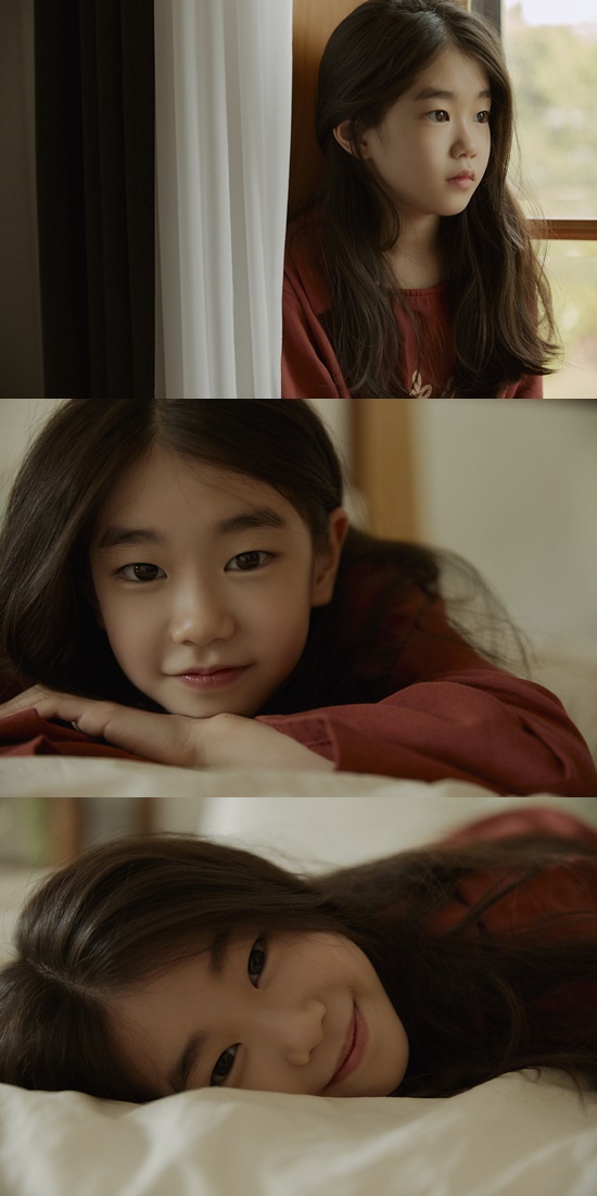 In the picture, Park Soy crossed the clear and desolate atmosphere with his unique eyes and expression.Tone down red dress and wave hairstyle Park Soy focused attention on the appearance of reminiscent of the main character in Fairytale.In particular, Park Soys special picture is added to the speciality of actor Yoo In-na as an editor, from concept YG Entertainment to field progress.Yoo In-na presented Park Soy with various acting situations, leading him to perform emotional performances during filming, and tried to make Park Soys charm lively in every cut.Yoo In-na said, I was impressed and impressed with the expression and acting of Soy in the screen.So I was really happy when I met Soy and my family. Because Soy is still young, I thought that the concept of the picture would be good for adults to set up, and later Soy would become an adult and have a satisfactory result when he saw the picture.I wanted to record the special and precious Feelings of Soy, 10 years old, in this picture, such as Feelings like Fairytale, which is clear and desolate.A generous concentricity that does not contain any greed in the mind. Soy thinks there is other energy than other children!He said that he intended to specialize in YG Entertainment.On the other hand, the special photo shoot behind Park Soys original charm can be confirmed through YG STAGE Naver Post and Instagram channel on the afternoon of the 16th.Photo = YG Entertainment