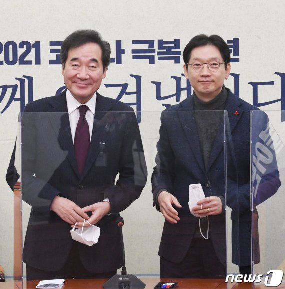 이낙연 더불어민주당 전 대표(왼쪽)와 김경수 경남지사. 사진=뉴스1