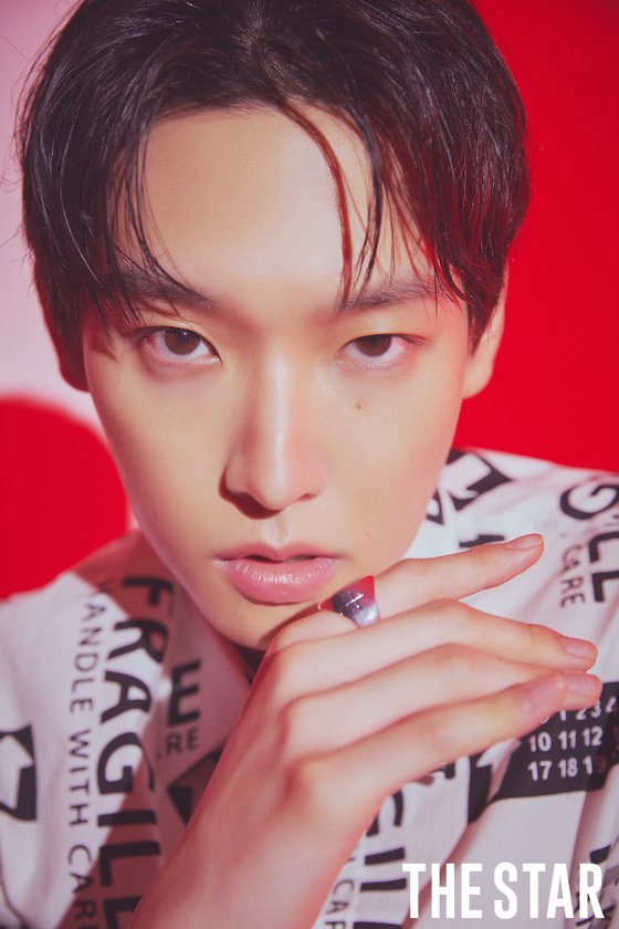Group SF9 type Line Young Bin, personality and Jae Yoon released a summer special picture.Young Bin, personality and Jae Yoon showed off the charm of sexy type Line under the theme of HOT SUMMER NIGHT through the August issue of The Star Magazine.The members in the public photos stared at the camera with charismatic eyes, and in the intense red light cut, they created a deadly and dreamy atmosphere.Interview, which was conducted along with the photo shoot, was conducted in a special way to answer questions sent by fans.I think fans will like it because it is a new RO WOON combination, he said. Im expecting a picture that only my type Line can take.When asked about her favorite costume during her mini-9th album TURN OVER, which she recently performed successfully, she said, The fans loved it all.I remember the costumes that are locked in front of me and that are all in the back.When asked what concept he wanted to challenge if he released an album with his brother Line unit, he said, I want to try the concept of the end of cuteness that no one expected. Young Bin explained, I want to show an emotional ballad that matches spring and autumn.Finally, Young Bin said, I want to be a powerful person who can protect my people. Jae Yoon said, It is a dream to continue to work with fans for a long time as a member of SF9.I want to meet more fans and I want to do more stage.  It is a dream to be a singer that members and fans can happy together.I hope we can always work with such a pure heart without forgetting it, he said with a heartfelt heart.