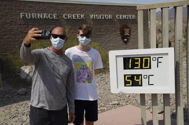 미국 캘리포니아주 데스 밸리는 지난달 17일 섭씨 54도를 오르내리는 폭염이 계속됐다(사진=AFP)