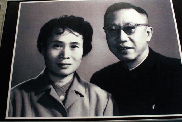 창춘의 위만황궁박물관에 걸려 있는 푸이와 리수센 사진. ⓒ최종명