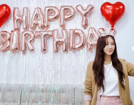 Do Most Beautiful in the world Goddess with CrownActor Lee Ji-ah is a Celebratory photo full of grace at birthday celebrationI replied.Lee Ji-ah posted photos and videos on his Instagram on the 6th with an article entitled Thank U sooo Much!Photos and videos show the sophisticated fashionable Lee Ji-ah, wearing a crown and holding a birthday cake, delighted with her birthday celebration.Lee Ji-ah, who smiles brightly, reveals the doll visual and graceful charm, is admiring.Fans commented, Happy birthday! Im watching Penthouse well.Meanwhile, Lee Ji-ah is playing the role of Shim Soo-ryun in the SBS drama Penthouse 3 and is meeting with fans.