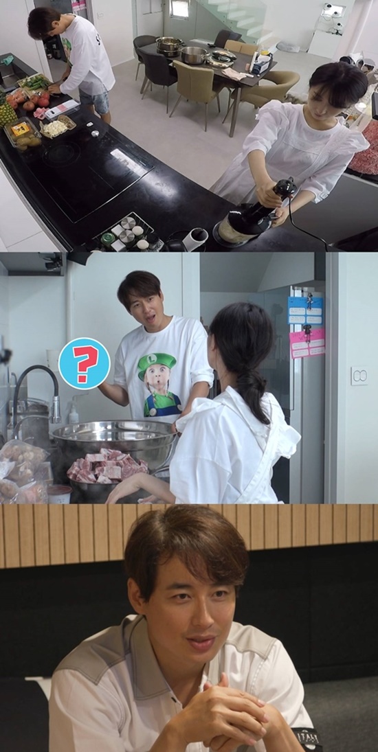 Recently Lee Ji-hoon wife Sei Ashina challenged her 18-person steamed ribs for her in-laws.The studio was surprised by the difficulty of the past grade from the amount of materials such as 10kg of meat and Lu Shuming 6L.Even Sei Ashina showed off his unusual cooking skills, such as using handmade boiling and seasoning, not on the market seasoning, and the MCs who watched him did not shut up saying I thought it was a restaurant or I cook properly.Sei Ashina, during the cooking, handed Lee Ji-hoon a this and turned the studio over.Lee Ji-hoon was also embarrassed by saying, Is it that there was a lack of energy? However, it is the back door that he finally raised both hands in the wild appearance of Sei Ashina, which emphasizes the importance of energy.The identity of this food, which transcends everyones imagination, will be released on the air.Meanwhile, Lee Ji-hoon has stepped up to a formal proposal for Sei Ashina.Lee Ji-hoon has already caught the eye by revealing why he was forced to do it again, even though he did a proposal once.Lee Ji-hoon has prepared the proposal more ambitiously than ever, but there has been an unexpected unexpected unexpected situation.Lee Ji-hoon and Sei Ashina are said to have even had a companionship, raising questions about the reason.What will happen to the two, Lee Ji-hoon and Sei Ashinas tearful and touching Proposal scene will be unveiled on SBSs You Are My Destiny, which airs at 11:10 pm on the 9th.Photo: SBS