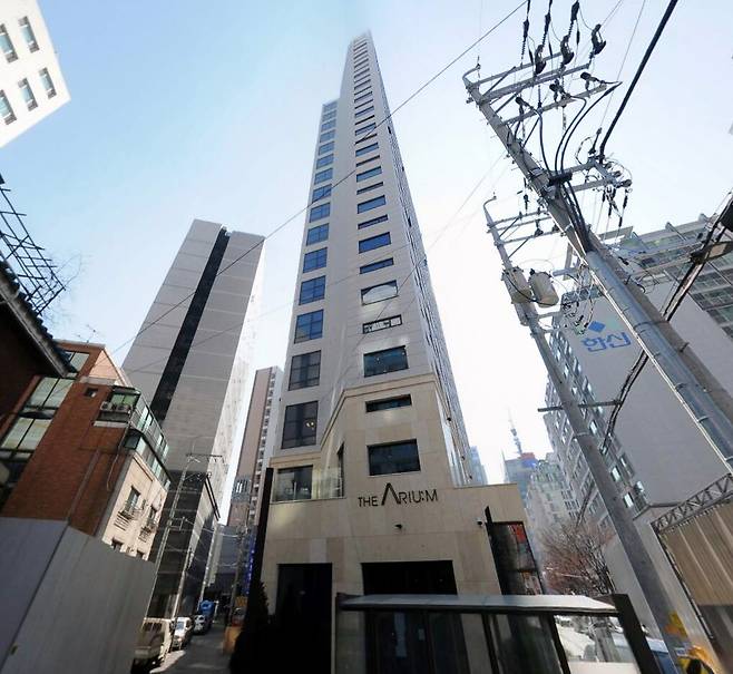 6월 말 기준 서울 미분양 65가구 가운데 절반 이상인 38가구가 발생한 서울 강동구 길동 경지아리움 전경. 원룸인 전용 13~14㎡ 38가구가 미분양이다. /다음 로드뷰