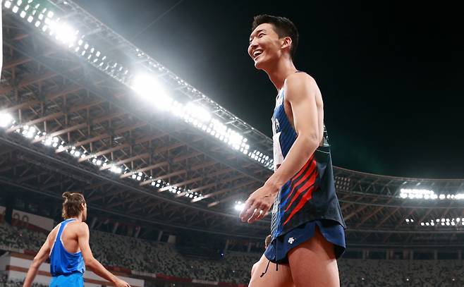 육상 우상혁이 지난 1일 오후 도쿄 올림픽스타디움에서 열린 2020도쿄올림픽 남자 높이뛰기 결선에서 2m35를 성공해 한국신기록을 세우며 4위로 경기를 마무리 했다. /사진=뉴스1
