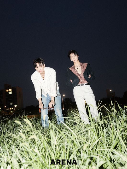 Youngbin and personality of the group SF9 released an unusual fashion picture.In this pictorial, which was conducted under the concept of Afterglow, Youngbin and personality produced cold and chic scenes in the background of the quiet Han River Park.In the lush city lights, the members created a more atmosphere.In an Interview with the photo shoot, Youngbin and personality continued their answers with a more mature and deep attitude. When asked if they believed in fate, Youngbin said, I do not believe in fate.In the question of each others merits, personality said, The part I am difficult to do is done by Young Bin.It is not a delicate style, so the guest catches the part that I miss. He also gave a generous answer to questions about personal tastes such as nostalgia and recent discoveries.On the other hand, the entire picture and genuine Interview of SF9s Young Bin and personality can be found in the September issue of Arena Homme Plus and website.Arena Homme Plus Offered