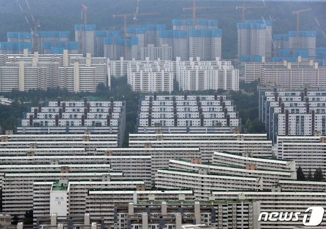 서울 강남구 아파트 단지의 모습(자료사진) 2021.8.30/뉴스1 © News1 신웅수 기자