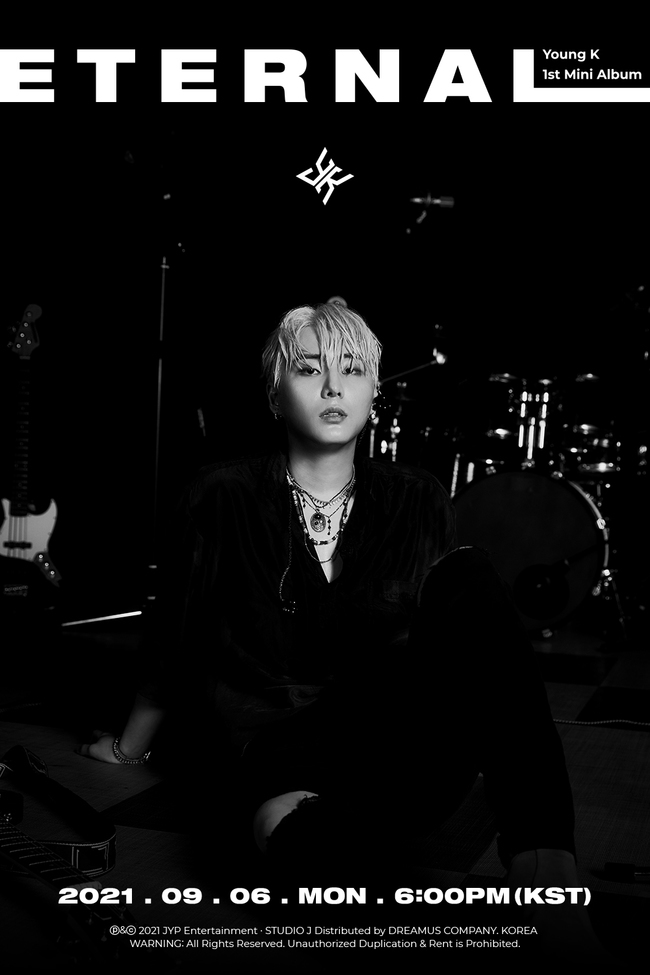 DAY6 (Day6) member Young K (Young Kei) has released additional teaser photos of the Solo debut album.Young K is launching a Solo debut countdown by releasing the tising content, which can give a glimpse of the new concept, ahead of the release of the mini 1st album Eternal (Eternal) on September 6.On August 31, at 0:00, we opened three new visual images on the official SNS channel.In this photo, Young Ks most brilliant moment was captured and caught his eye.He is enthusiastic about fans with his intense energy on the stage, and he has raised the expectation of domestic and foreign fans by conveying the truth of The Artist Young K from the appearance of concentrating on playing musical instruments under the pouring lights to the heightened feelings after the stage.Young K focuses on the music history that has been accumulated through the new Eternal.He also wrote and composed all the songs, and he took on his real name Kang Young-hyun and named his new name as an English word meaning eternity. He participated in the whole album and created the result of Young K.The title song I will hold you to the end and the sub-title song Come to me contain the heart of The Artist Young K and Human Kang Young Hyun.The two songs have different musical atmospheres, but they give a deeper echo to listeners than ever through the common meaning of the solidity that seems to have my side.Young K, who debuted in DAY6 in September 2015, has proved the modifier Band singing all the moments and Day 6 to believe and listen by drawing sympathy from listeners with numerous famous songs written directly.He will release his first Solo album in six years after debut, prove his outstanding qualities as a singer-songwriter, and express his sincere desire to sing forever for fans who send infinite love and support.