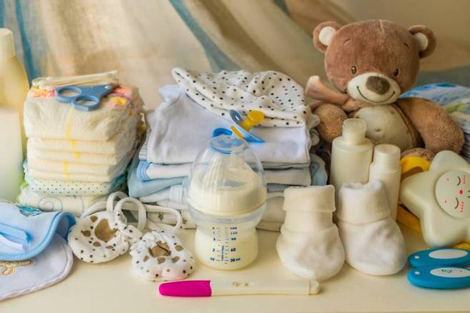 신생아용 육아용품, 출처: 셔터스톡