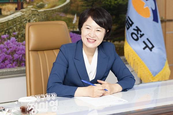 정미영 구청장은 4년간 방치된 침례병원을 조속히 보험자병원으로 전환해야 한다고 강조했다.