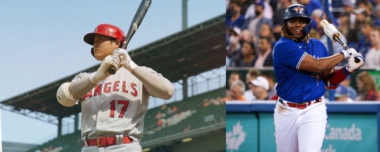 블라디미르 게레로 주니어(토론토 블루제이스)가 시즌 45호 홈런을 폭발시키며 홈런왕 단독 선두로 올라섰다. 사진은 오타니 쇼헤이(LA에인절스·왼쪽)와 블라디미르 게레로 주니어. /사진=개별 트위터