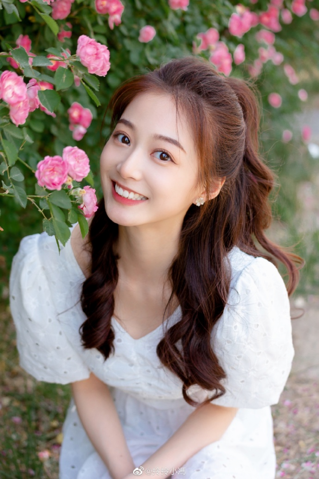 여대생 펑린(22). 웨이보 캡처