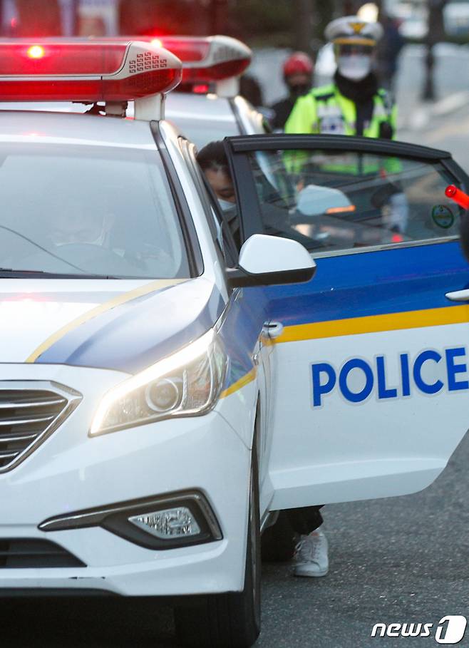 경찰 순찰차량. 기사내용과 직접적인 관련 없음. /사진=뉴스1