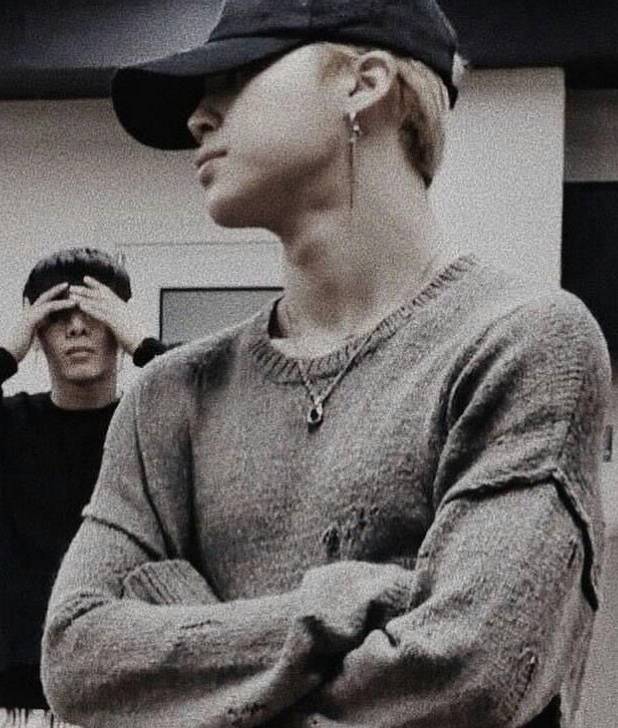 방탄소년단 지민, 남자 아이돌 워너비 '갓바디'..슬림 탄탄 'Perfect Man'