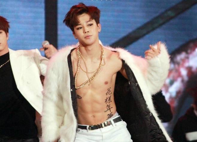 방탄소년단 지민, 남자 아이돌 워너비 '갓바디'..슬림 탄탄 'Perfect Man'