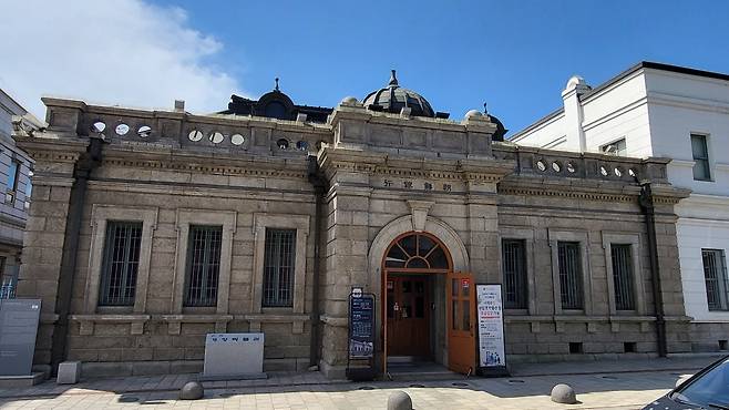 The Incheon Open Port Museum is housed in the building of the former Japanese First Bank’s Incheon Branch built in 1897. (Kim Hae-yeon/ The Korea Herald)