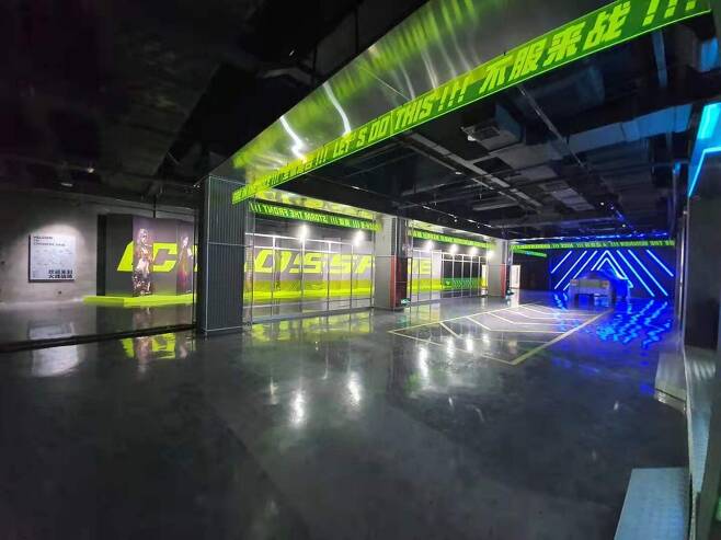 스마일게이트는 중국 광저우에 크로스파이어 실내·외 테마파크 '천월화선: 화선전장'을 오픈한다고 16일 밝혔다. /사진제공=스마일게이트