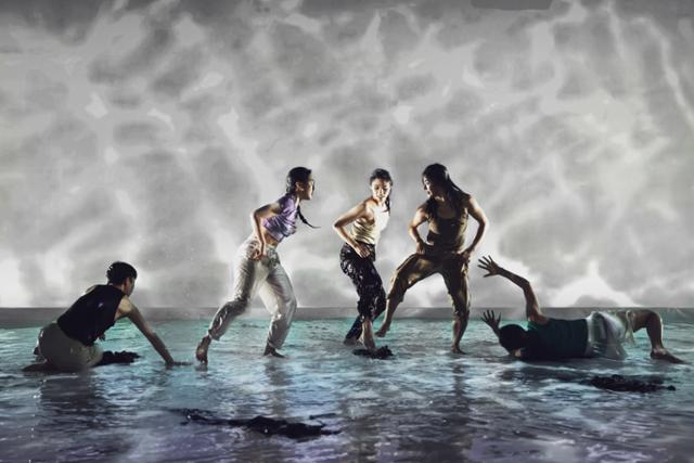 추석 연휴기간 국립현대무용단의 온라인 상영관 '댄스 온 에어'에서 관람 가능한 남정호 안무가의 '빨래'. 현대무용단 제공